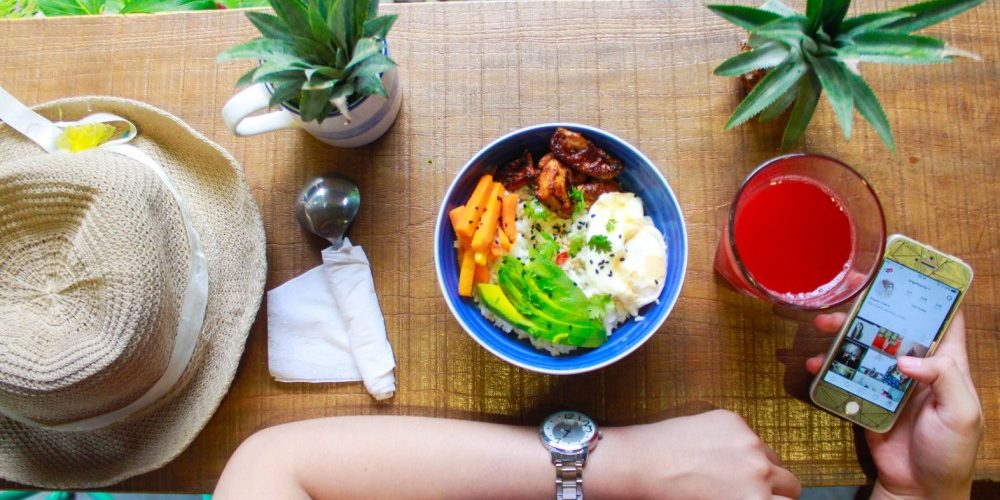 7 Tips on How to Stay Healthy While Traveling for Work 7 Tips on How to Stay Healthy While Traveling for Work